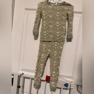 Charming Animal Print Kids Pajama Set in Olive Green